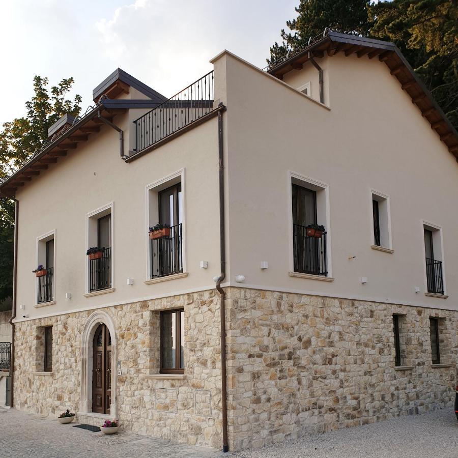 Готель Destasu' Bed And Wellness Кастель-дель-Монте Екстер'єр фото