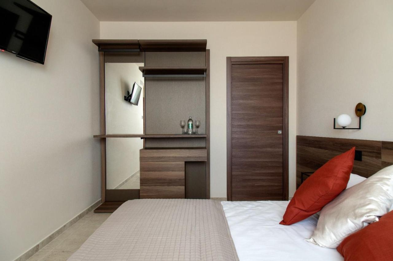 Готель Destasu' Bed And Wellness Кастель-дель-Монте Екстер'єр фото